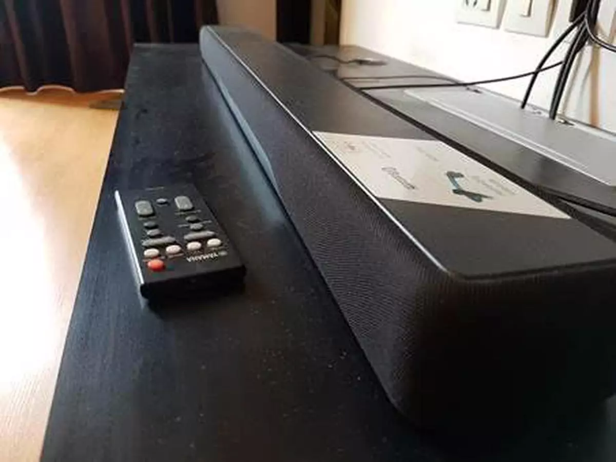 Soundbar store yas 207